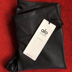Alo Yoga Airbrush Legging